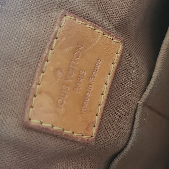 Louis Vuitton Brown Monogram Shoulder Bag - Picture 12 of 15